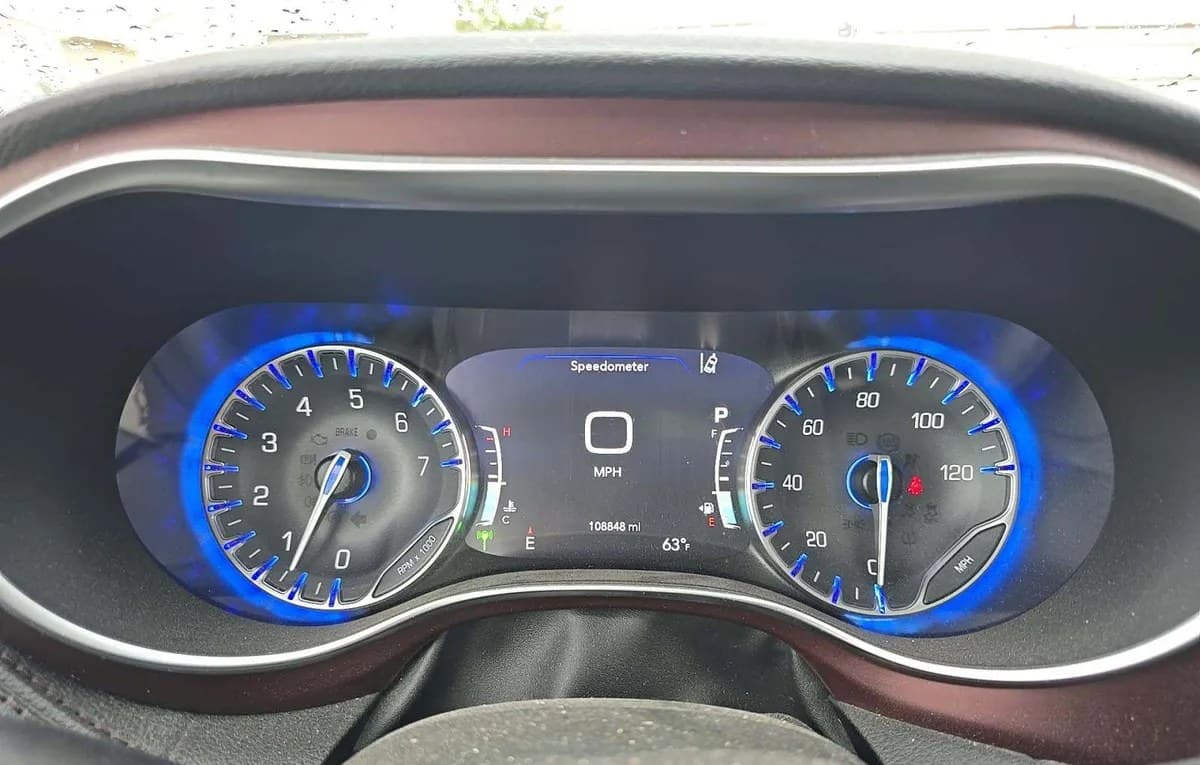 2020 CHRYSLER PACIFICA LIMITED 121.6" WB 6