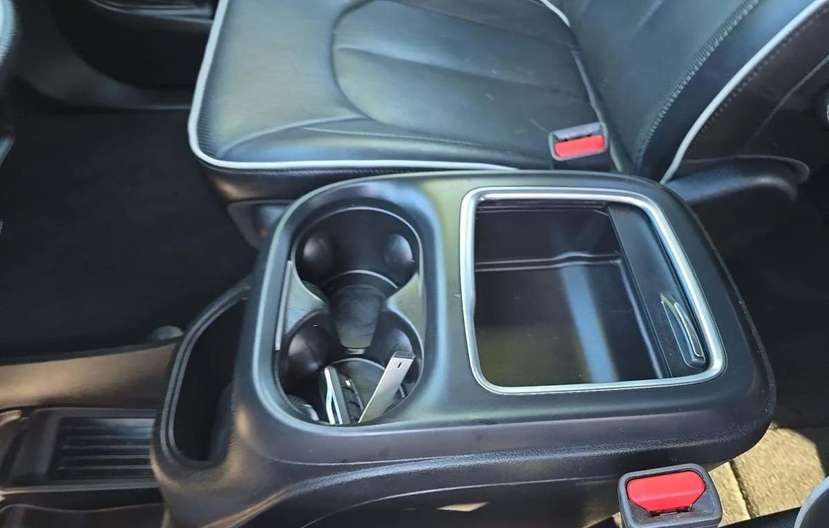 2018 CHRYSLER PACIFICA LIMITED 121.6" WB 5