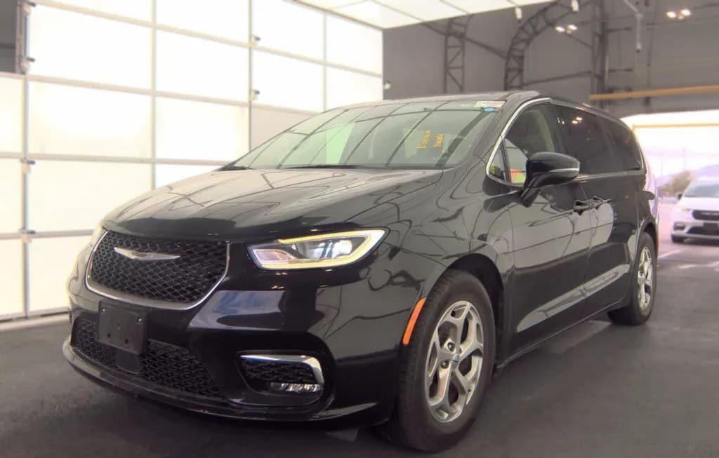 2024 CHRYSLER PACIFICA LIMITED 121.6" WB