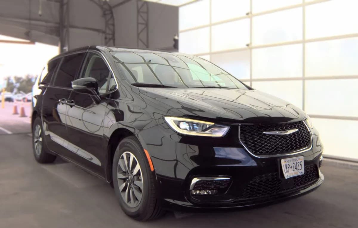 2024 CHRYSLER PACIFICA HYBRID SELECT 121.6" WB 4