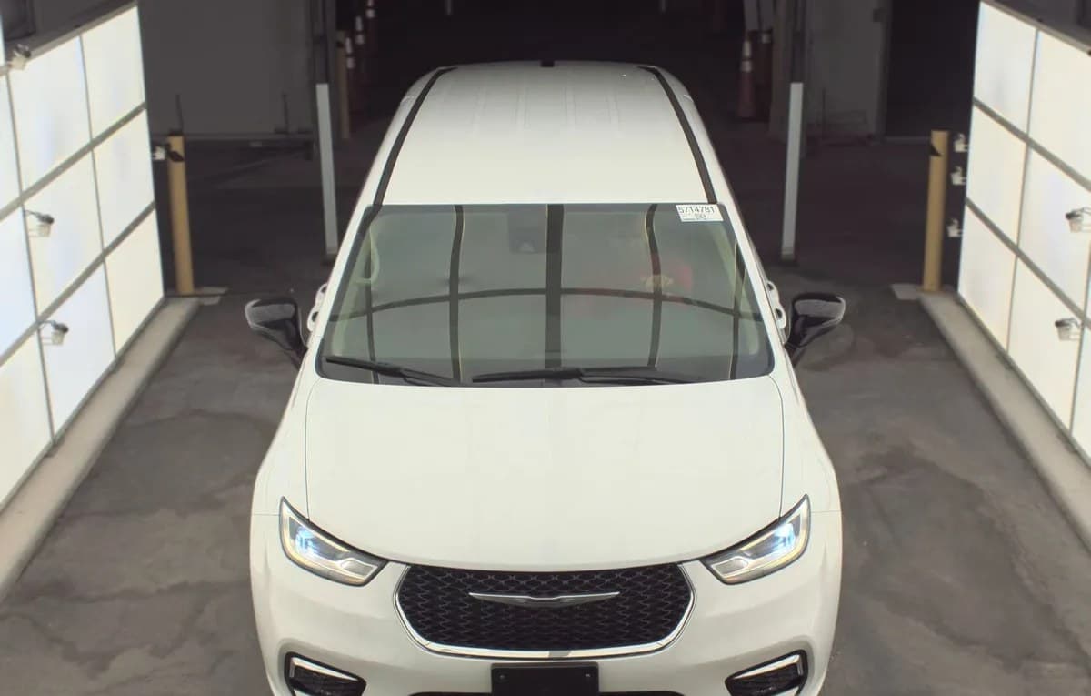 2024 CHRYSLER PACIFICA HYBRID SELECT 121.6" WB 3
