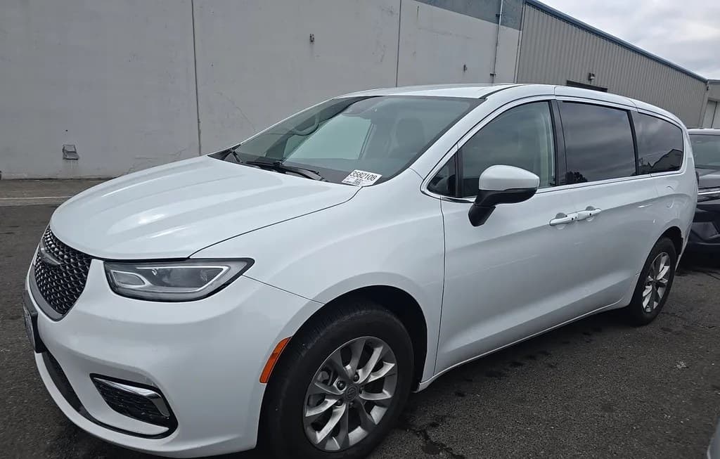 2023 CHRYSLER PACIFICA TOURING L 121.6" WB 1