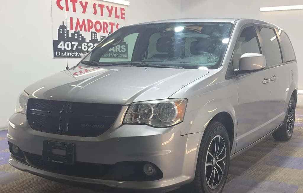 2019 DODGE GRAND CARAVAN SE PLUS 121.2" WB 1