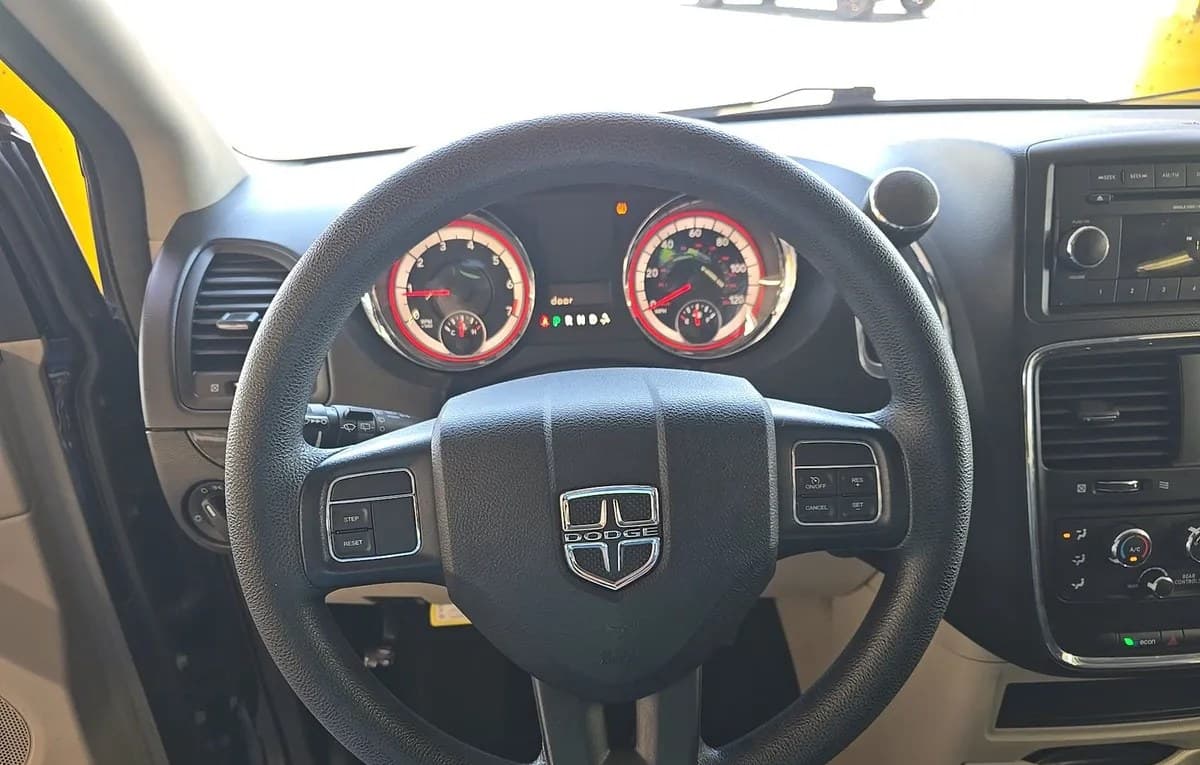 2017 DODGE GRAND CARAVAN SE 121.2" WB 7