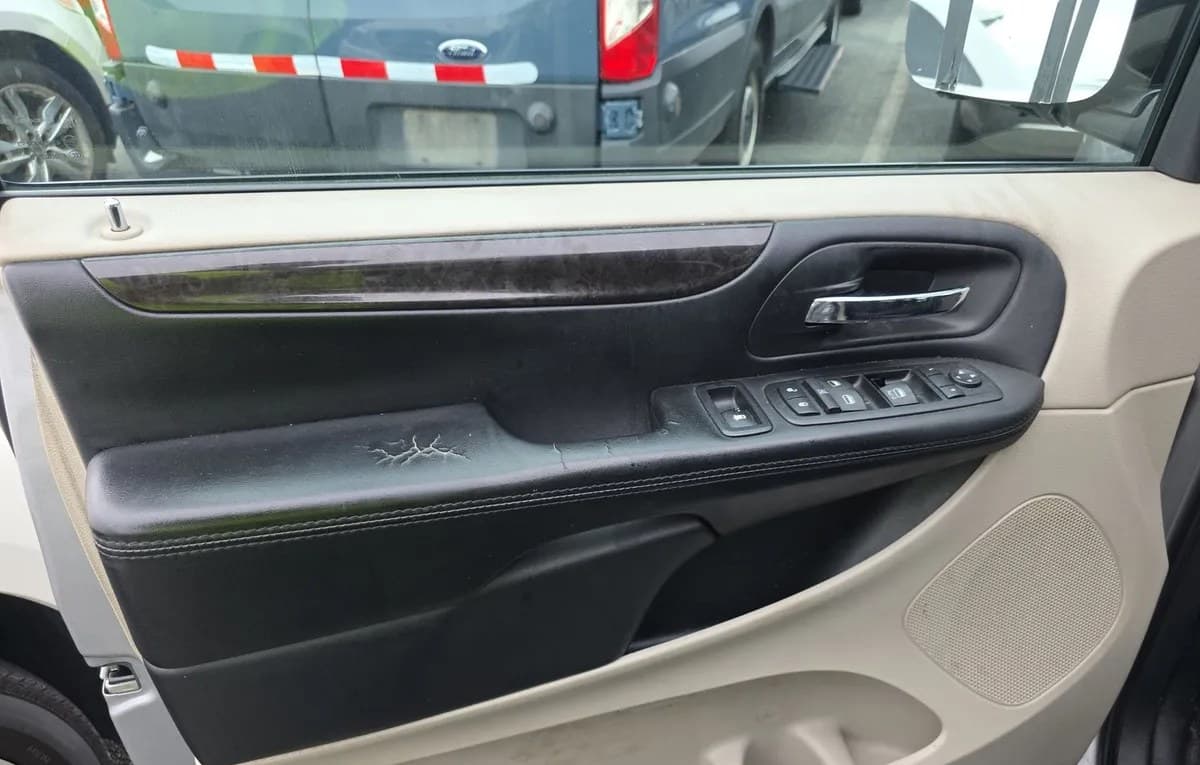 2017 DODGE GRAND CARAVAN SE 121.2" WB 6