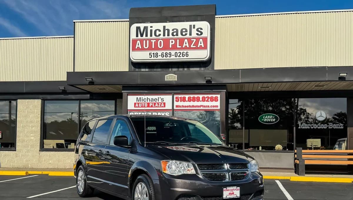 2017 DODGE GRAND CARAVAN SE 121.2" WB 3