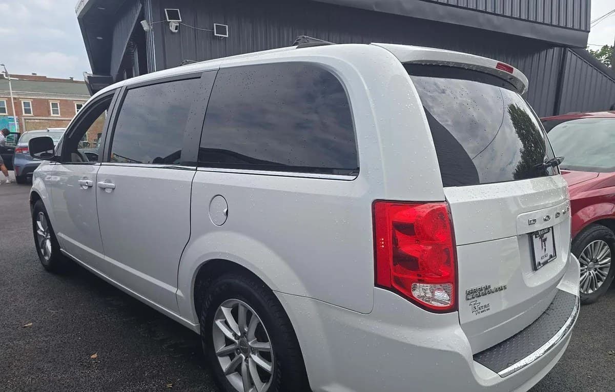 2019 DODGE GRAND CARAVAN SXT 121.2" WB 3