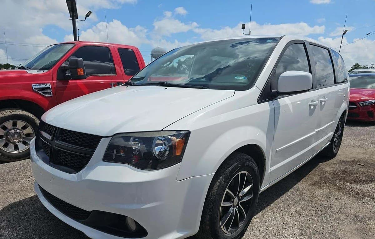 2017 DODGE GRAND CARAVAN SXT 121.2" WB 2
