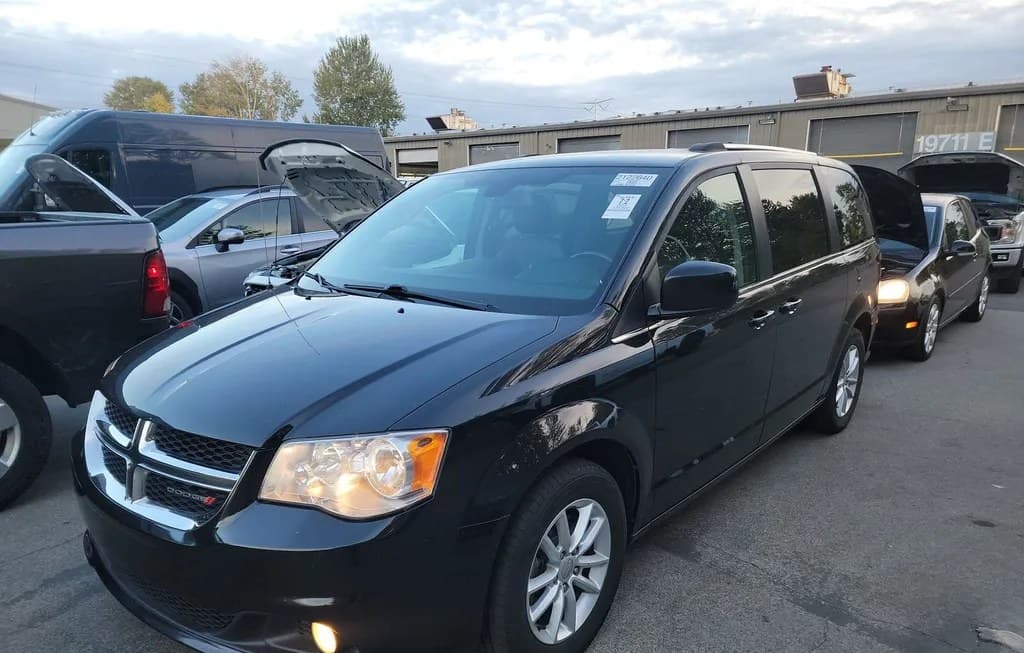 2019 DODGE GRAND CARAVAN SXT 121.2" WB 1
