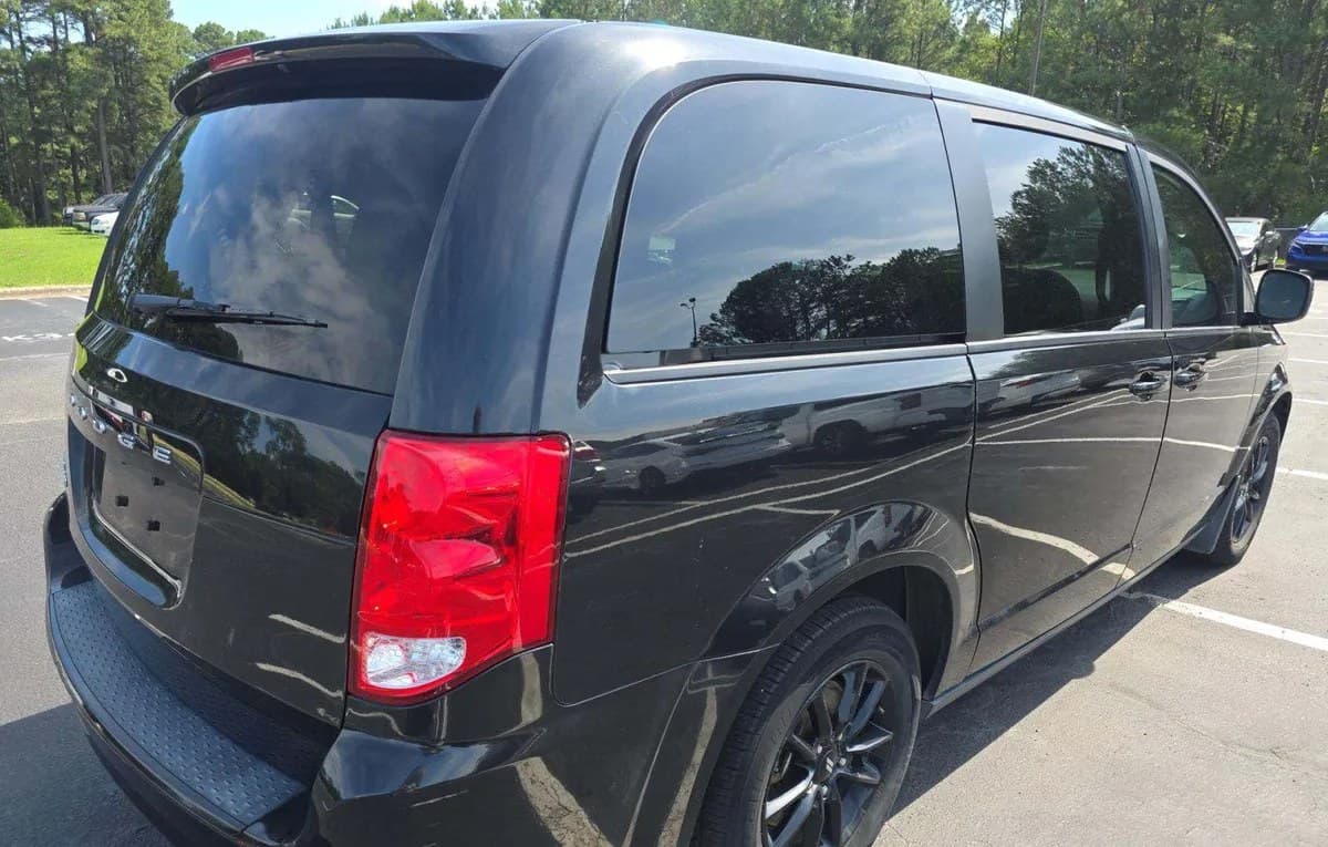 2019 DODGE GRAND CARAVAN SXT 121.2" WB 4