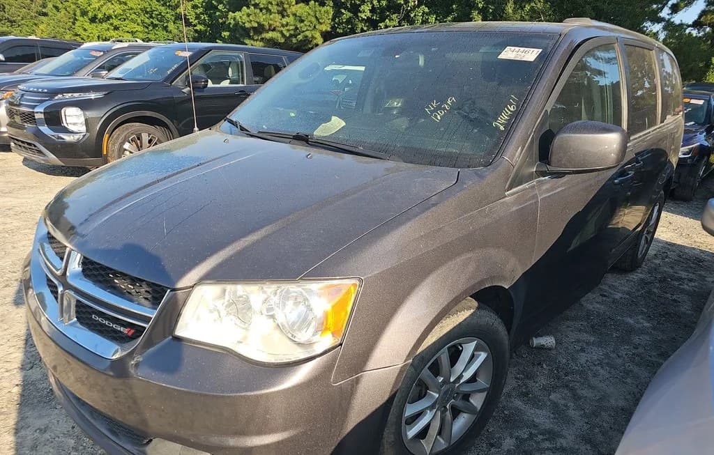 2019 DODGE GRAND CARAVAN SXT 121.2" WB 1