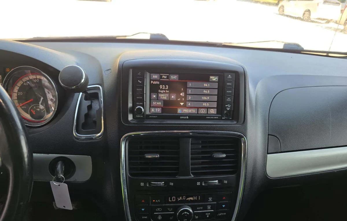 2017 DODGE GRAND CARAVAN GT 121.2" WB 7