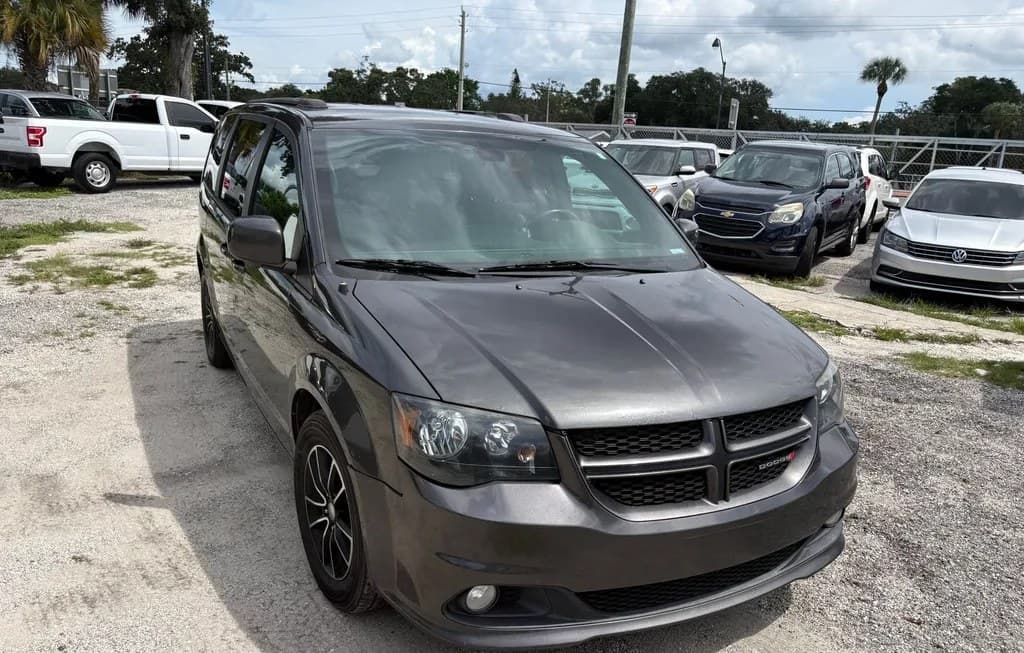 2019 DODGE GRAND CARAVAN GT 121.2" WB 1