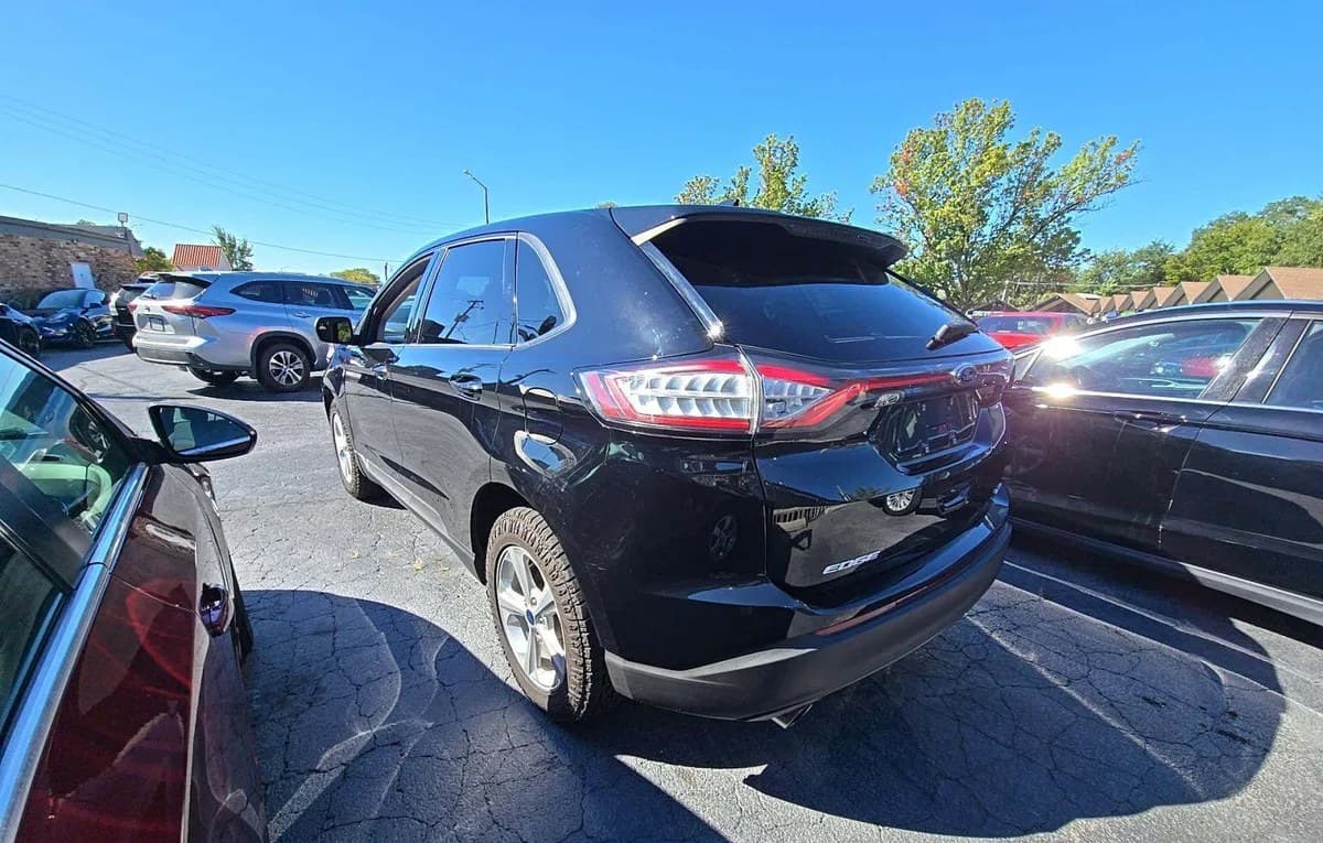 2018 FORD EDGE SE 3
