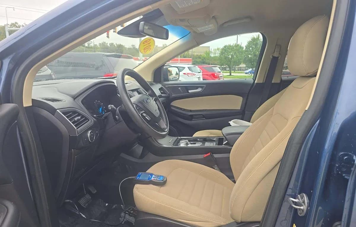 2019 FORD EDGE SE 4