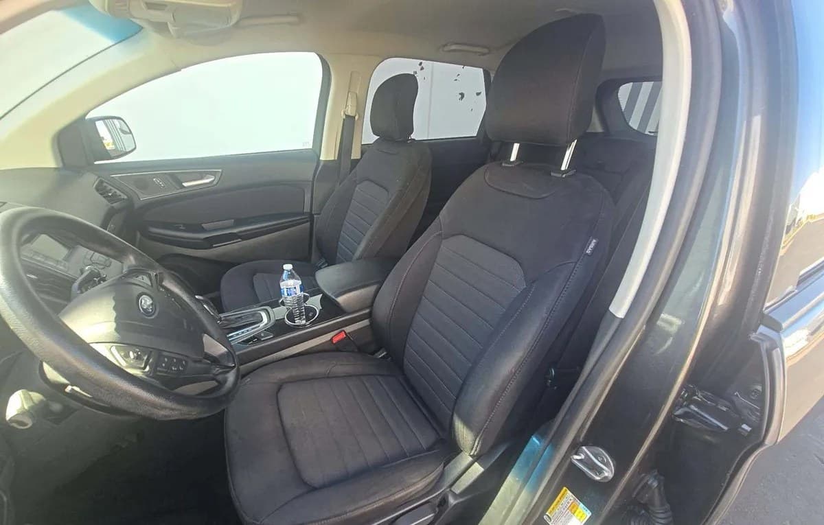 2017 FORD EDGE SE 4