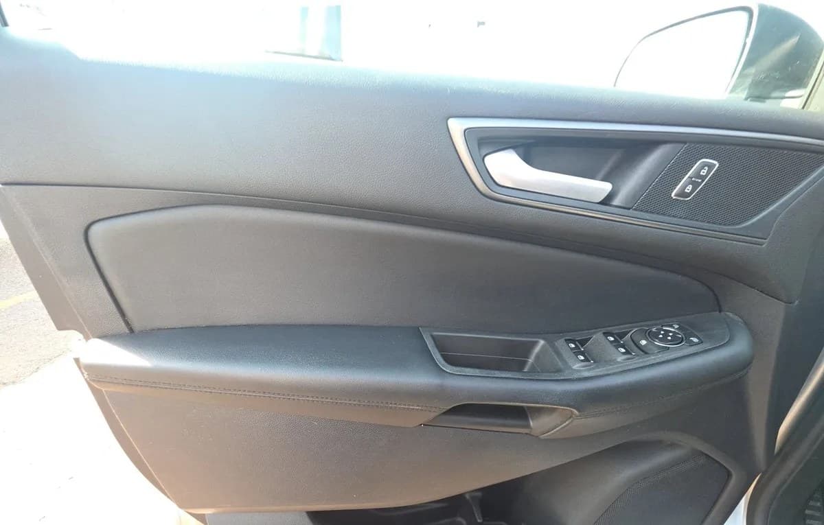 2020 FORD EDGE SE 6