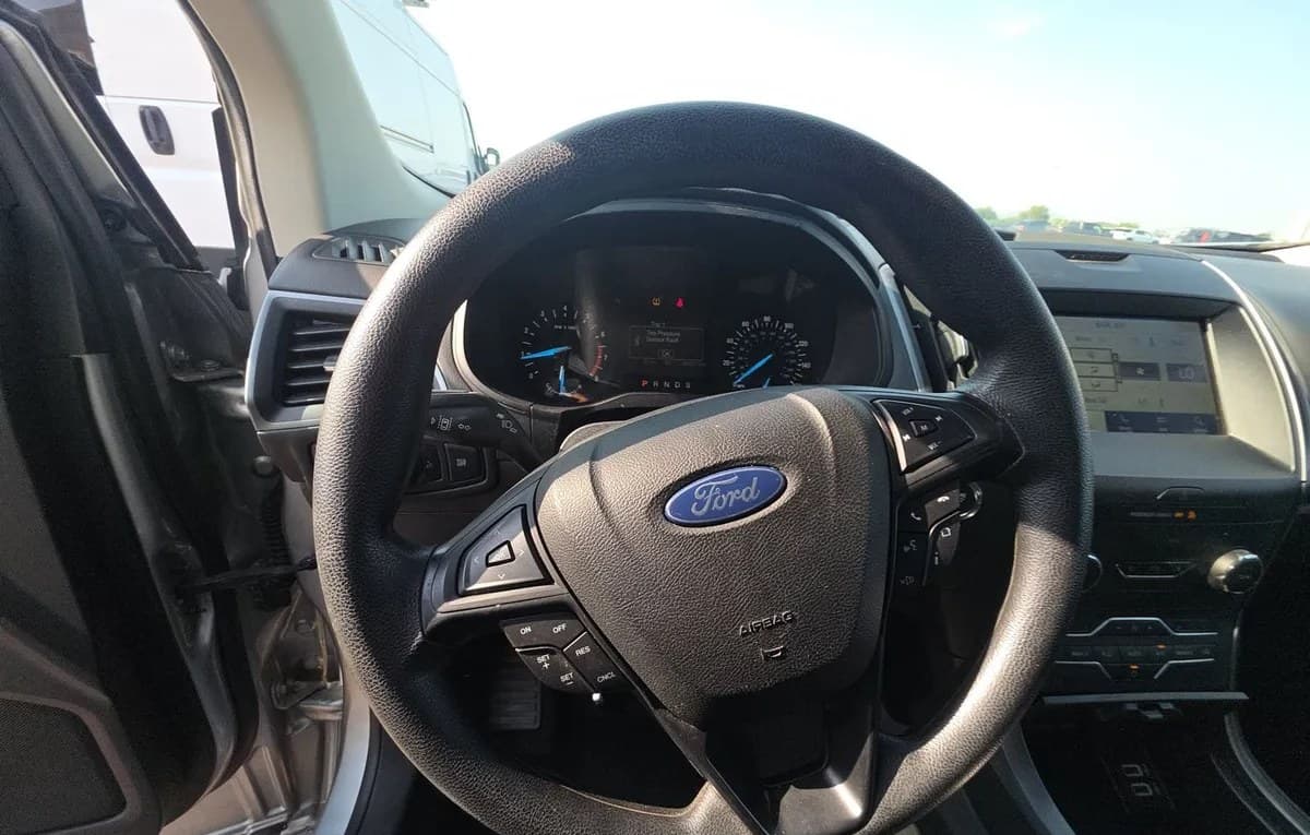 2020 FORD EDGE SE 7
