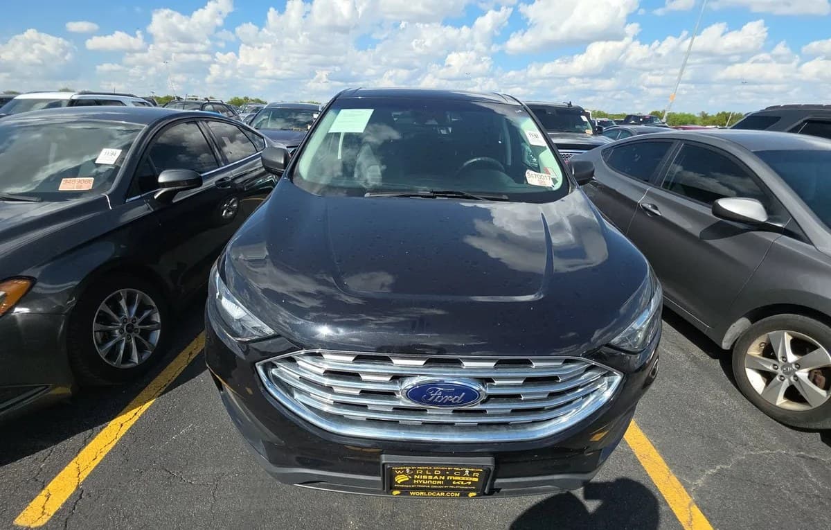 2019 FORD EDGE SE 3