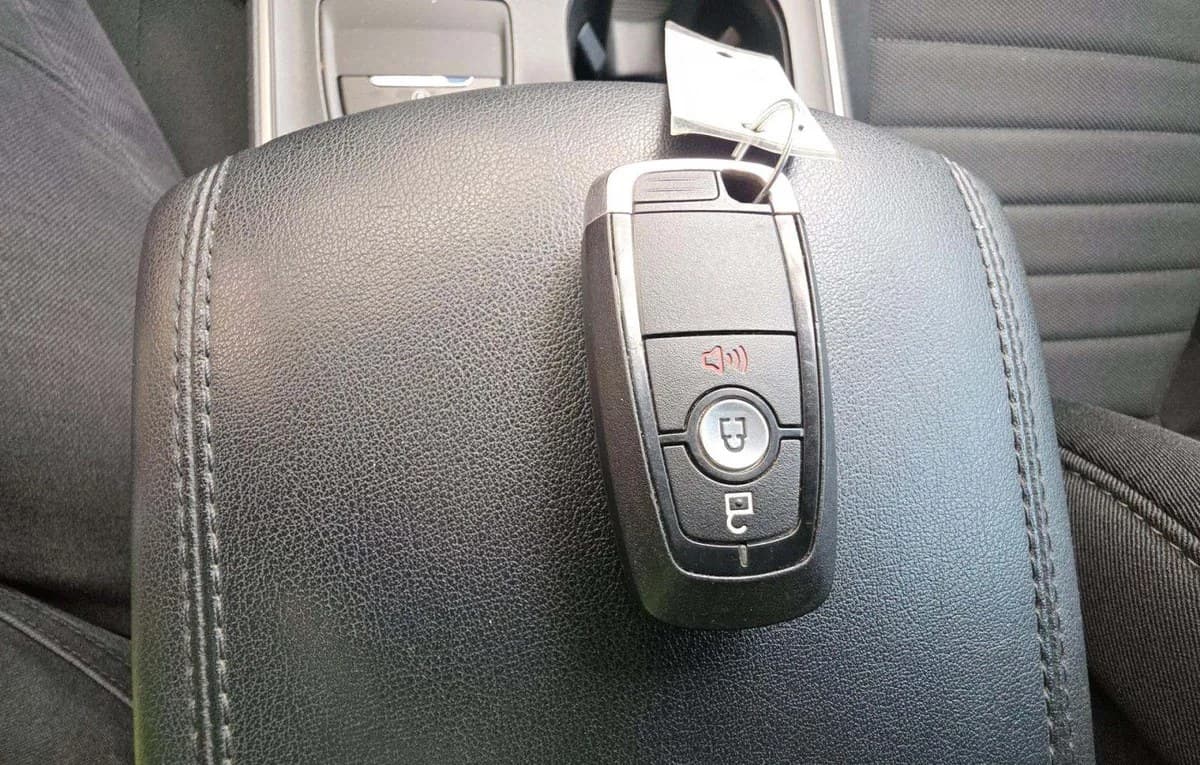 2021 FORD EDGE SE 5