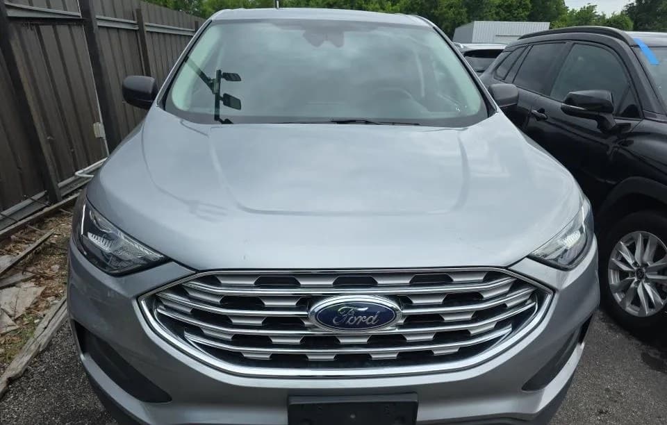 2021 FORD EDGE SE 3