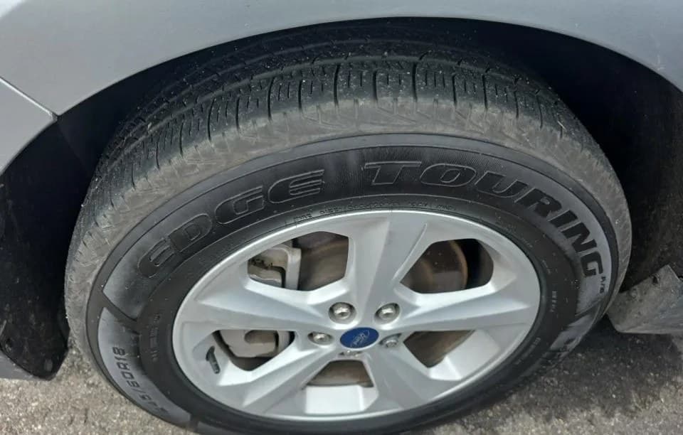2021 FORD EDGE SE 5