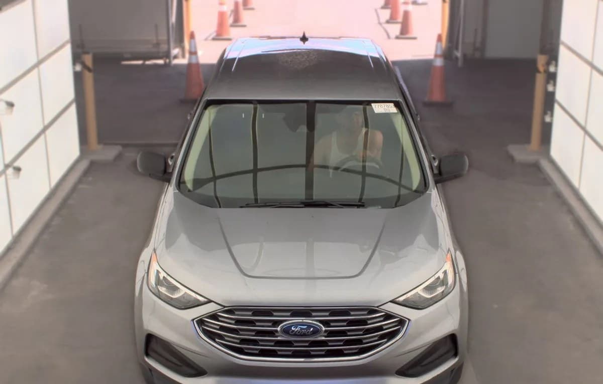 2020 FORD EDGE SE 2