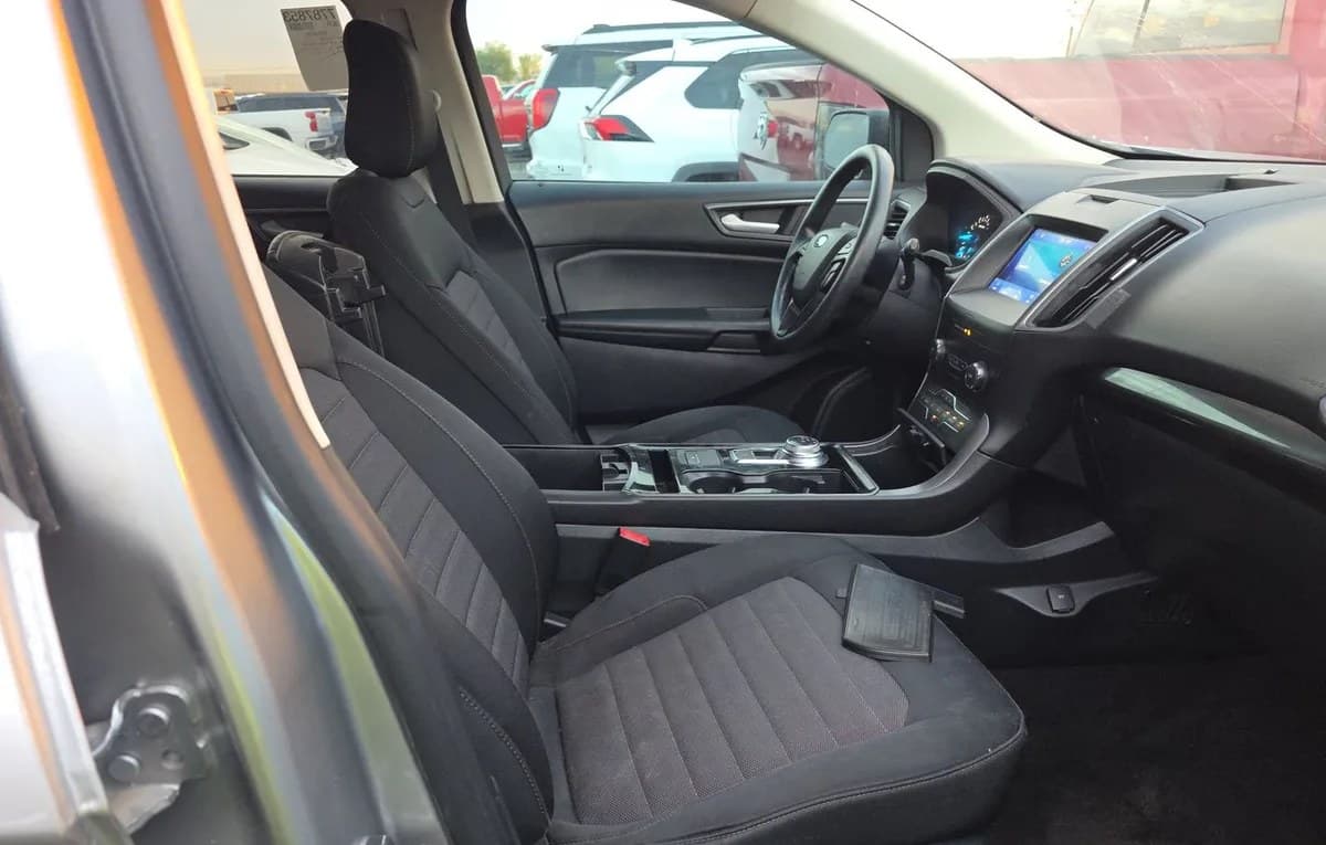 2020 FORD EDGE SE 4