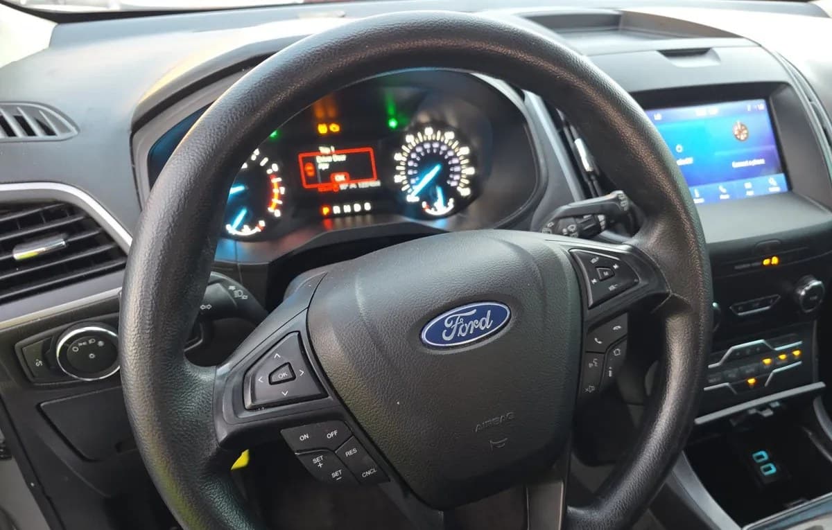 2020 FORD EDGE SE 6