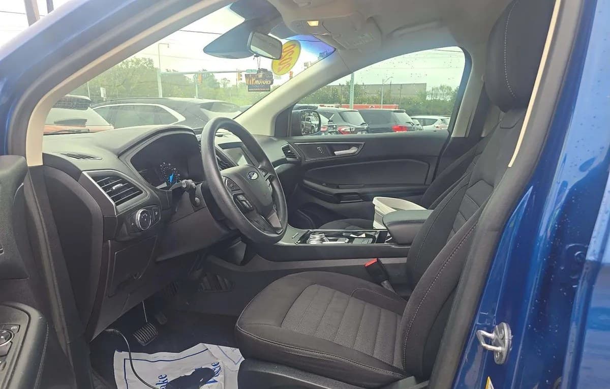 2020 FORD EDGE SE 4