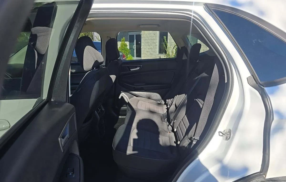 2020 FORD EDGE SE 7