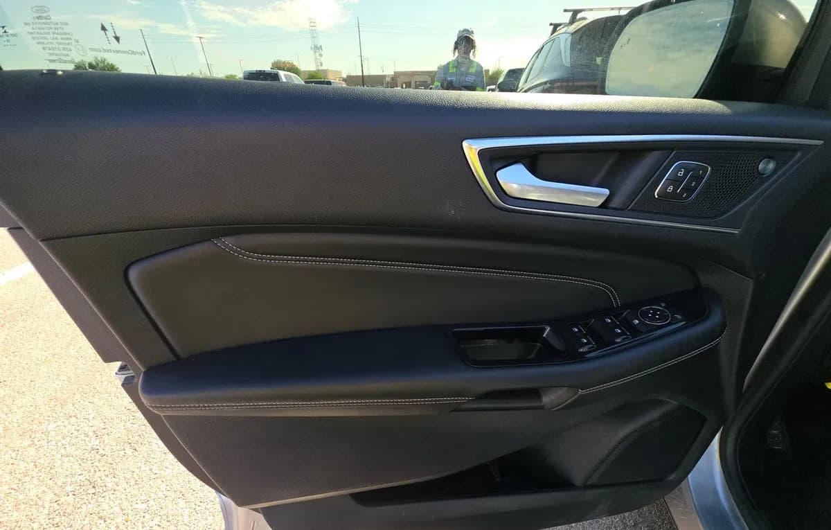 2020 FORD EDGE TITANIUM 6