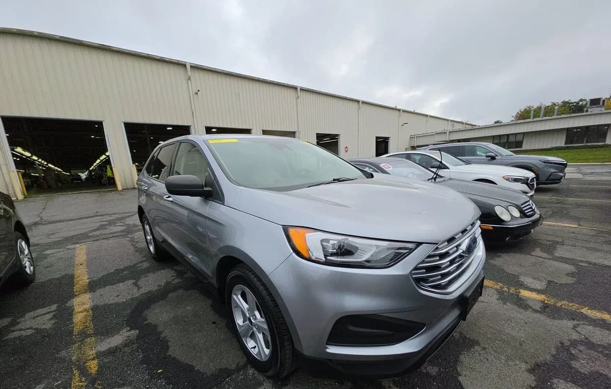 2022 FORD EDGE SE 4