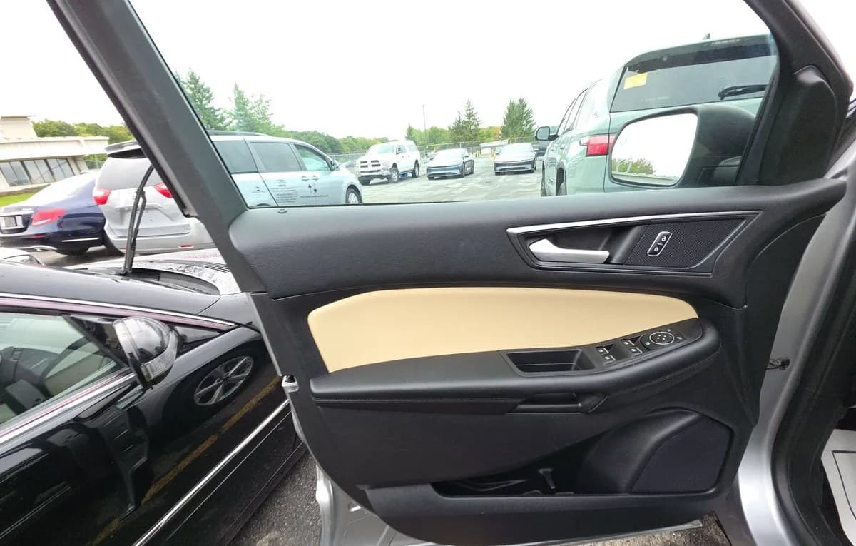 2022 FORD EDGE SE 6