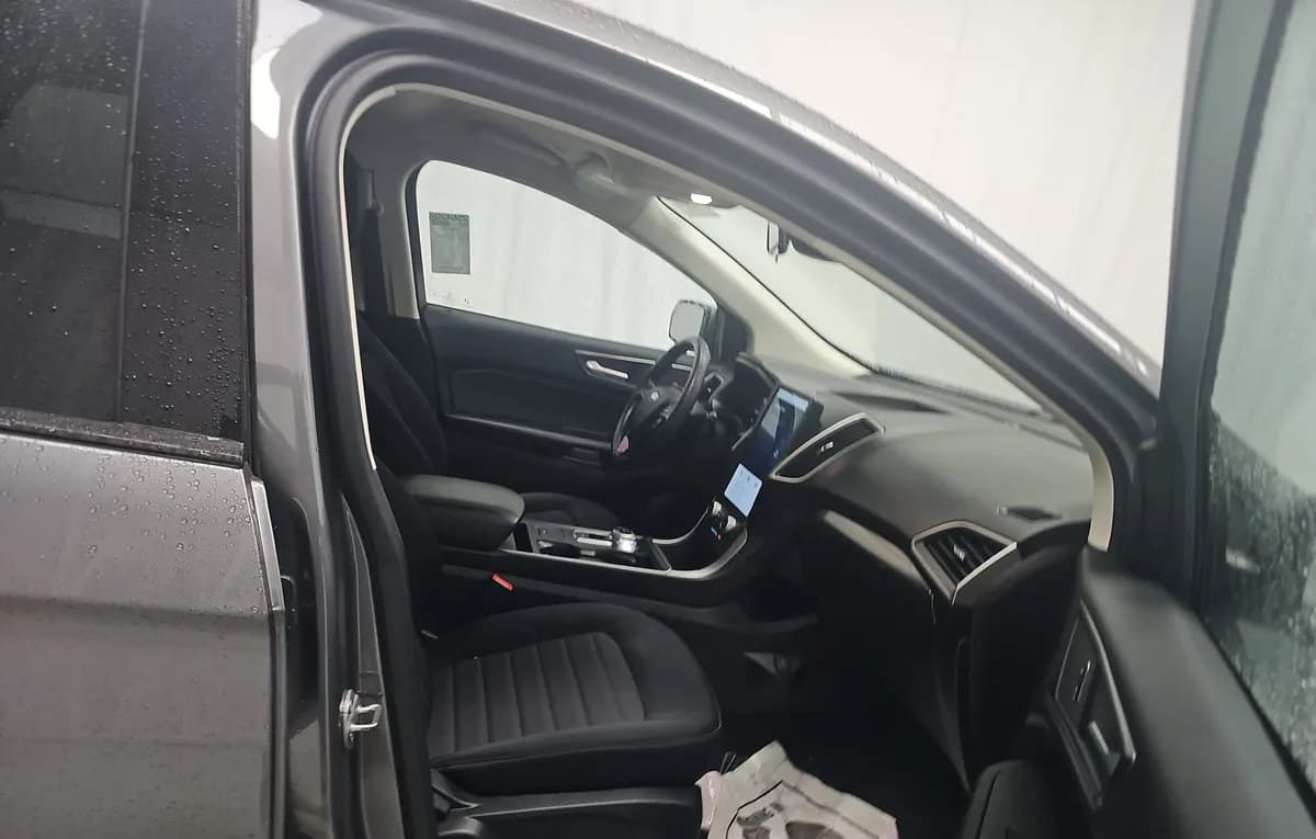 2022 FORD EDGE SE 5