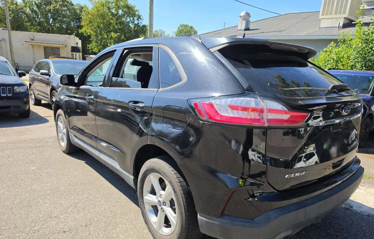 2019 FORD EDGE SE 3