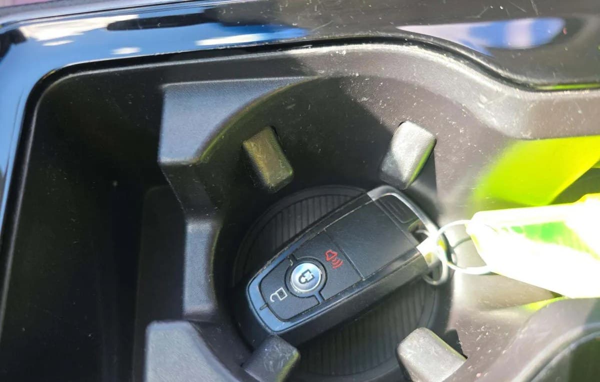 2019 FORD EDGE SE 5