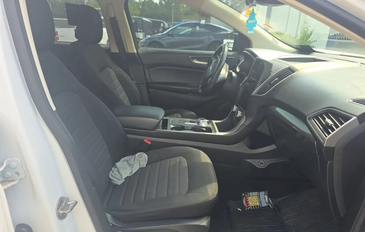 2021 FORD EDGE SE 5
