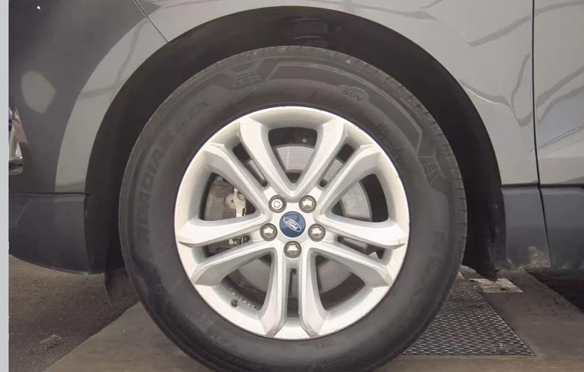 2020 FORD EDGE SEL 5