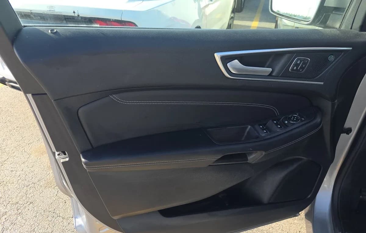 2022 FORD EDGE TITANIUM 6