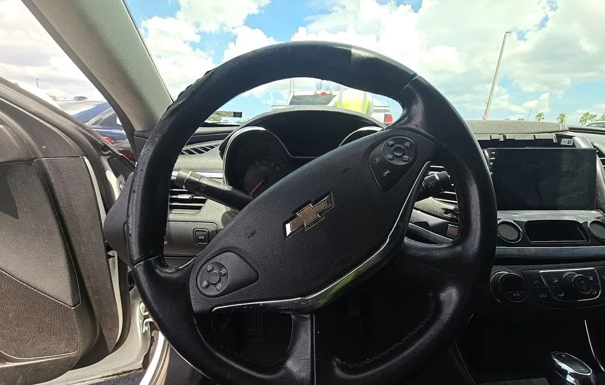 2018 CHEVROLET IMPALA LT 6