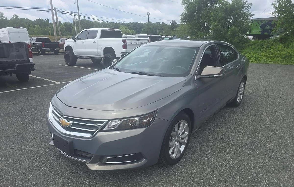 2017 CHEVROLET IMPALA LT 2