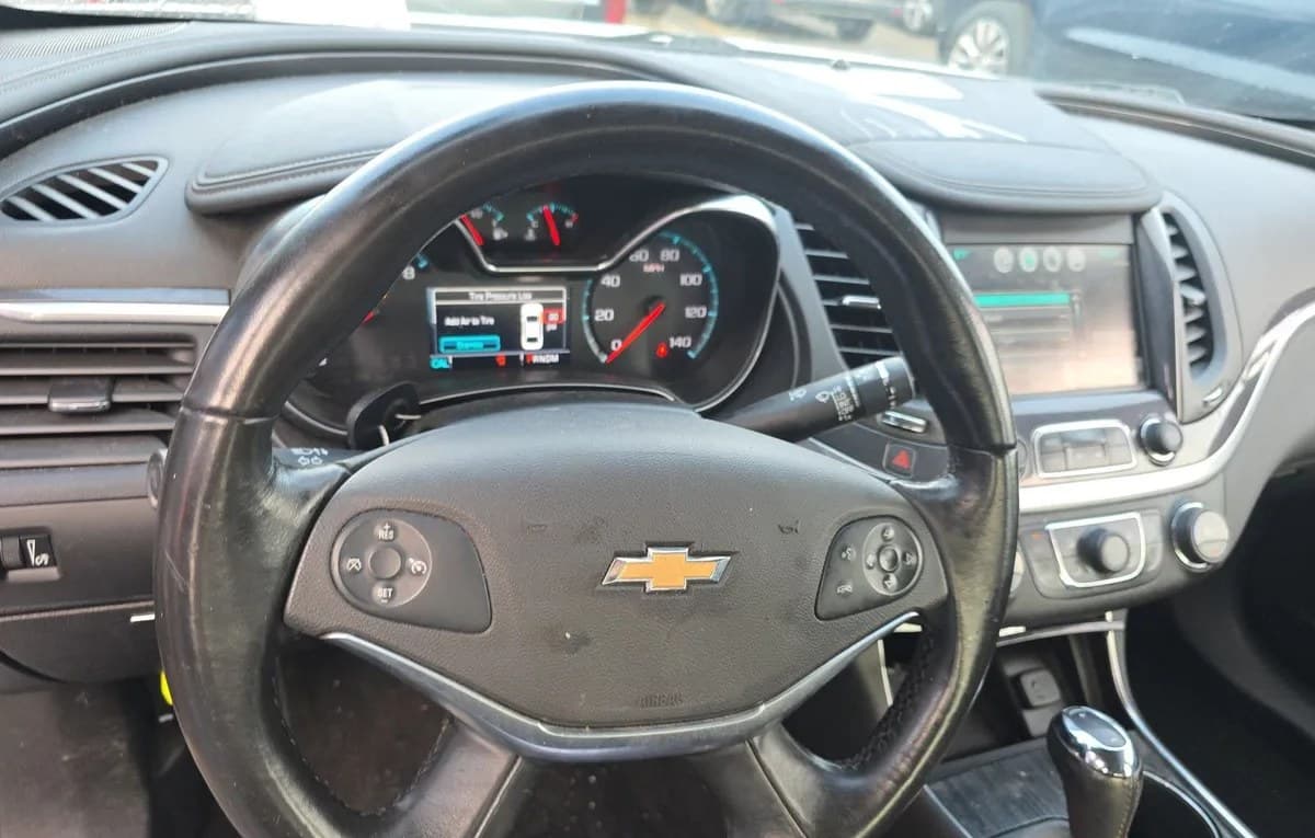 2019 CHEVROLET IMPALA LT 6