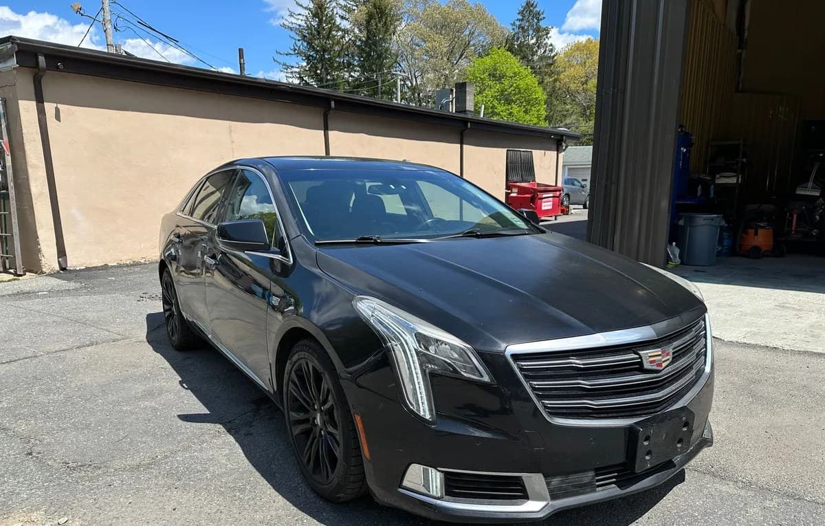 2019 CADILLAC XTS Luxury 2