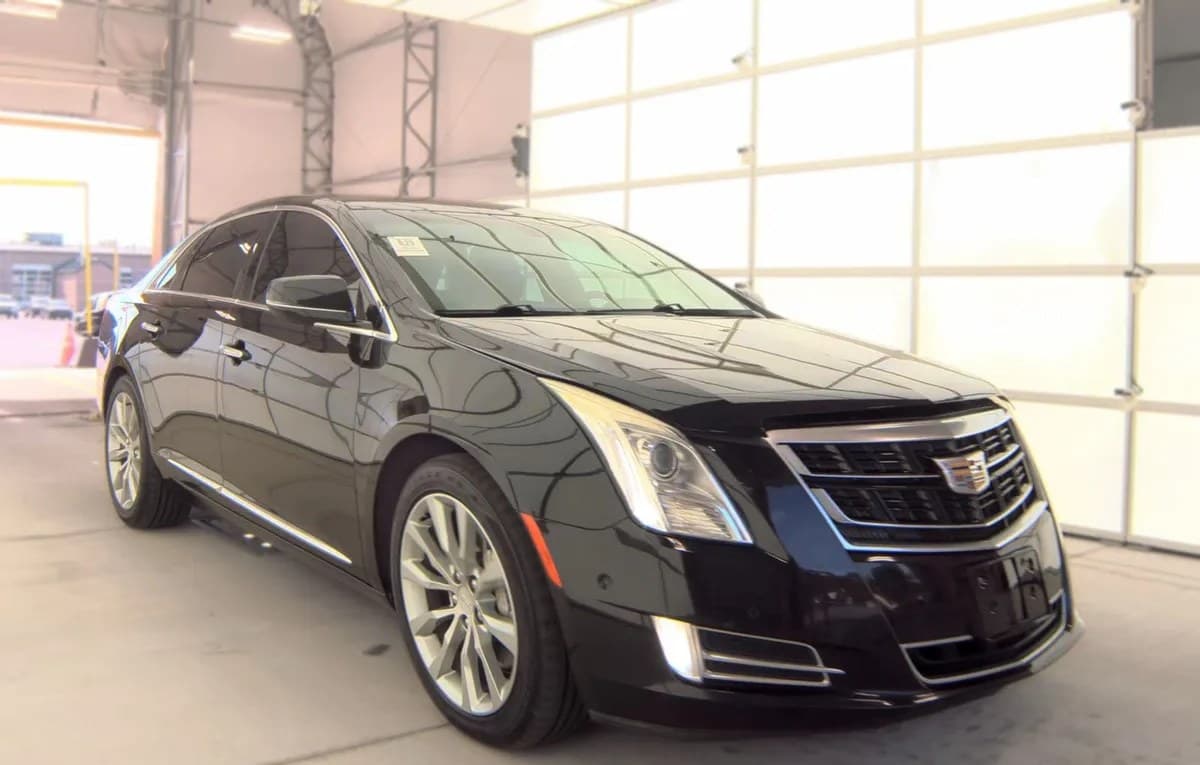 2017 CADILLAC XTS Luxury 4