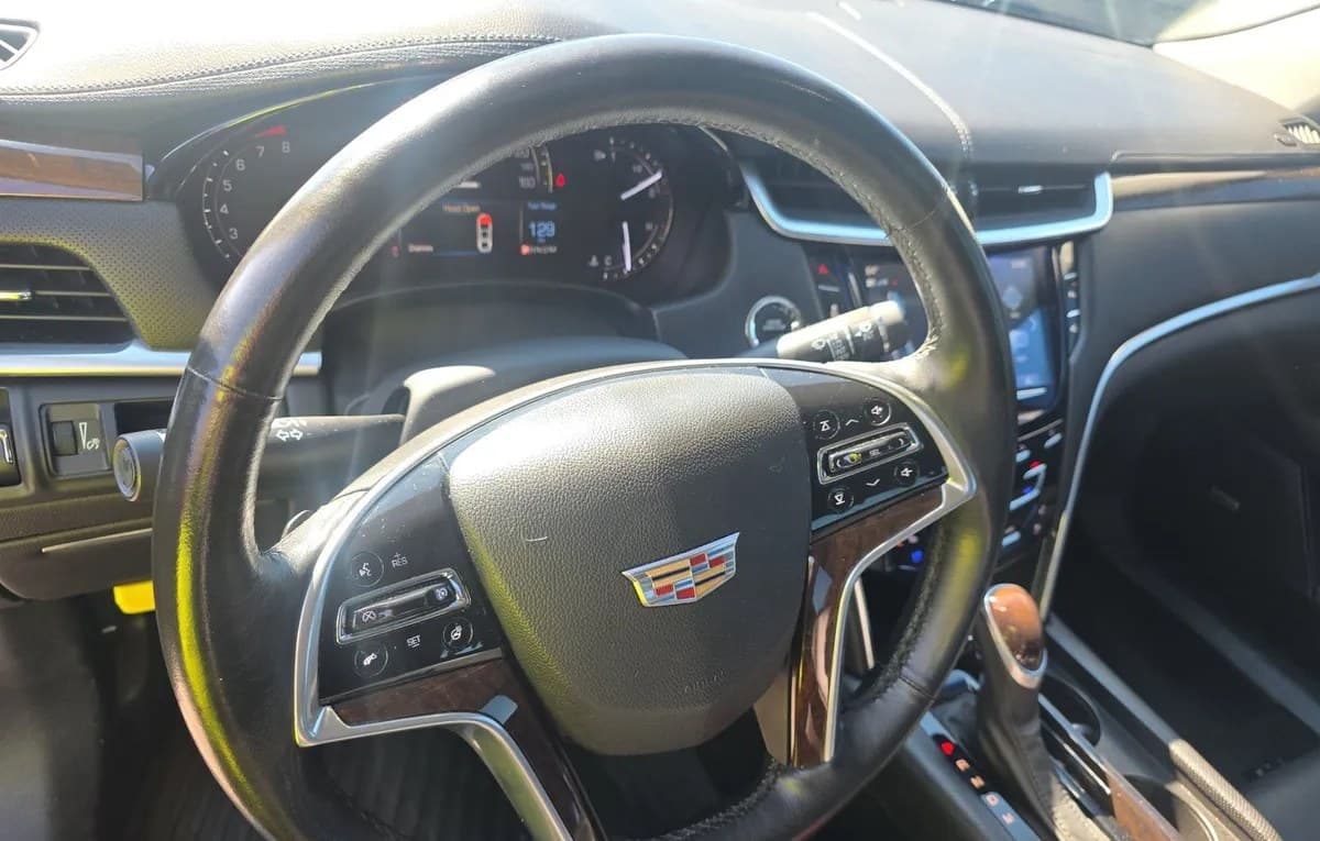 2017 CADILLAC XTS Luxury 7
