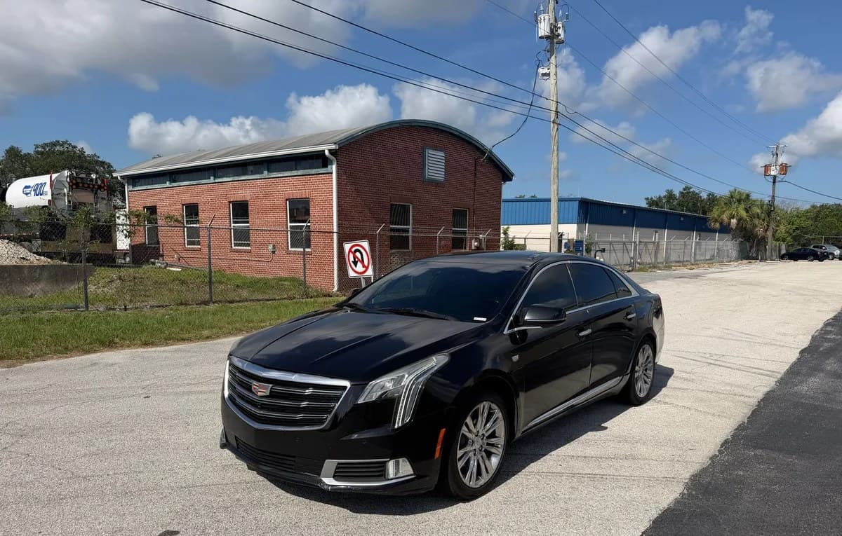 2019 CADILLAC XTS Luxury 2