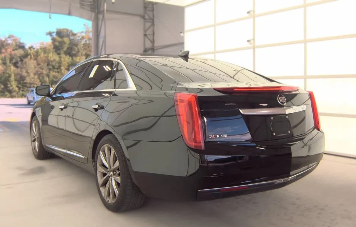 2017 CADILLAC XTS PROFESSIONAL LIVERY Pkg 5
