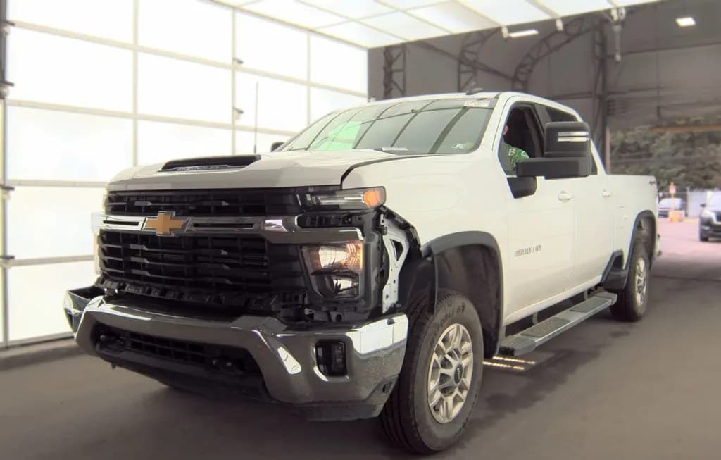 2025 CHEVROLET SILVERADO 2500HD LT CREW CAB MEDIUM BED 1LT