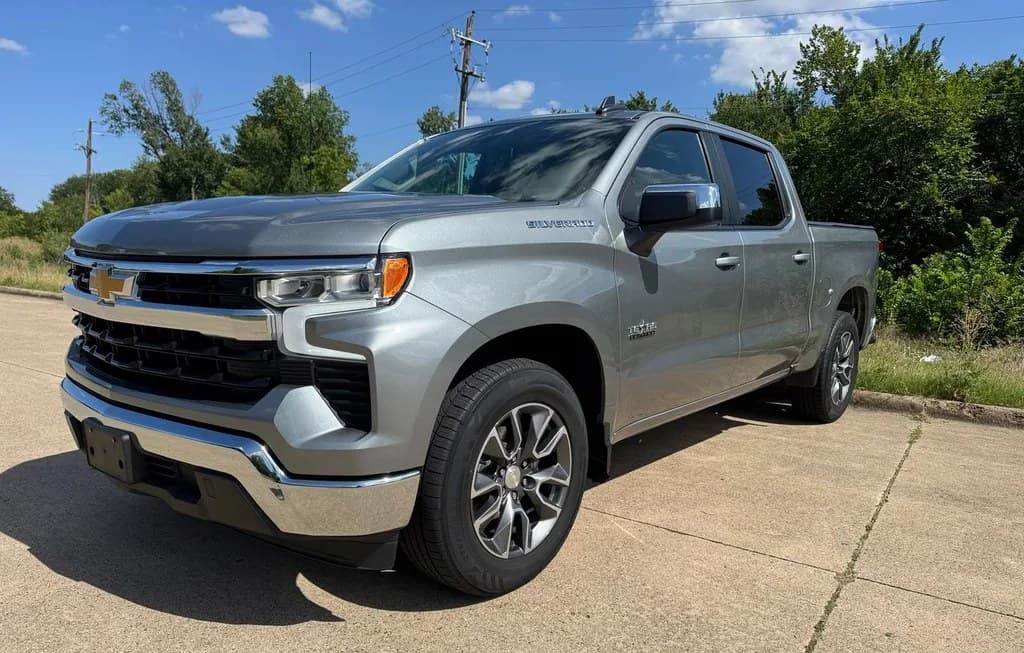 2023 CHEVROLET SILVERADO 1500 LT CREW CAB SHORT BED 1LT